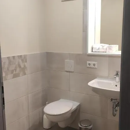 招待所 Herrenhaus Schmoelen Gbr