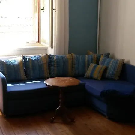 Herrenhaus Schmoelen Gbr Πανσιόν