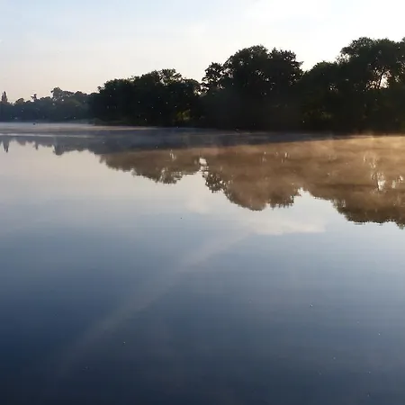 招待所 Herrenhaus Schmoelen Gbr 3*