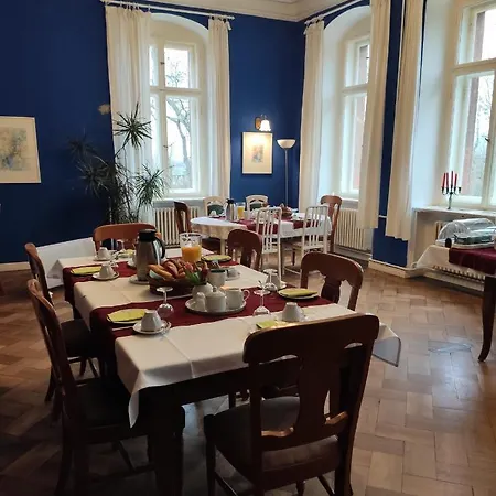 Herrenhaus Schmoelen Gbr 3* Bennewitz