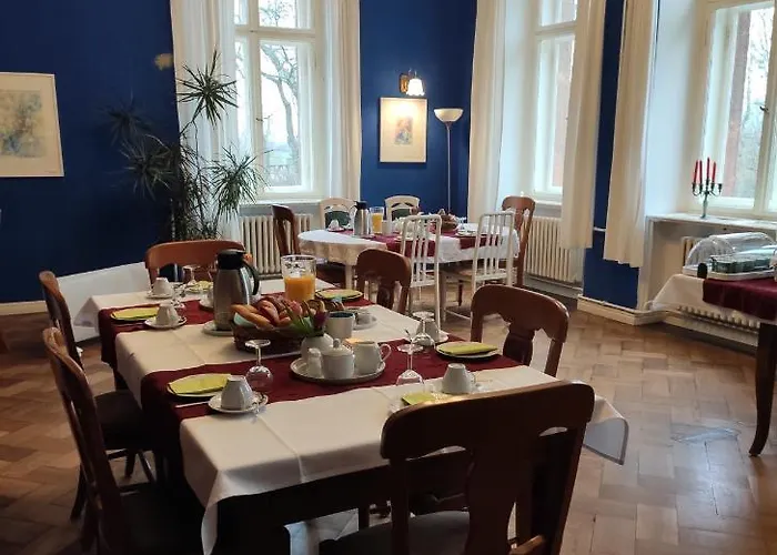 Herrenhaus Schmoelen Gbr 3* Bennewitz